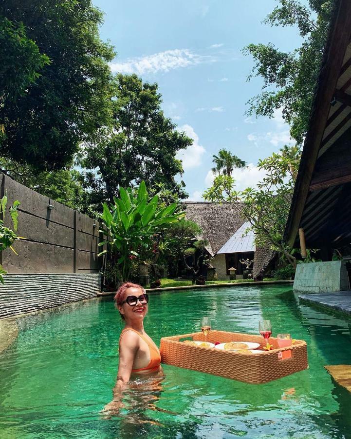 Seminyak Villa Kalyca Eksteriør billede